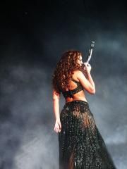 Broken-Hearted Girl (I Am... World Tour)