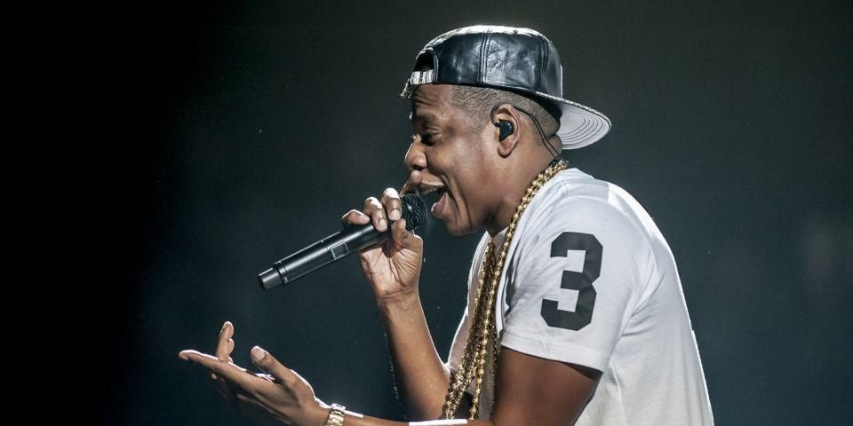 GRANDAMAMBO - Jay-Z disse numa entrevista que não cobra nada para  participações. Sim, caso você queira meter Jay-Z na sua música, não precisa  pagar nada, basta ele gostar de você. Haviam rumores