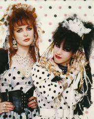 Strawberry Switchblade