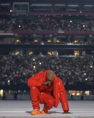 Eazy (feat. The Game)