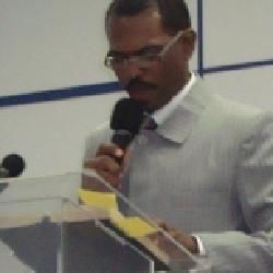 Photo of Reinaldo Crecencio