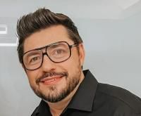 Ele levou Sobre Si As Nossas Dores