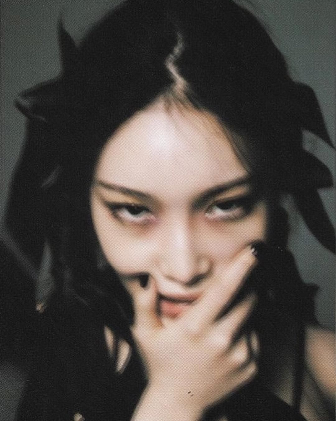 CHUNG HA 