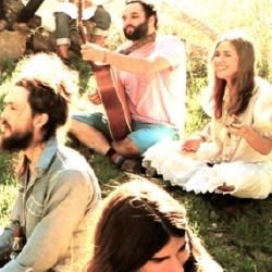 Foto de Edward Sharpe & The Magnetic Zeros