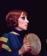 Min 'Iz Innawm Btisri'ni (From the height of sleep you steal me)