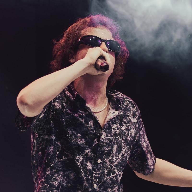 PIADA ENGRAÇADA (Lyrics in English) ÉoDan