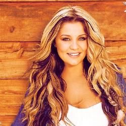 Photo of Lauren Alaina