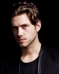 Aaron Tveit