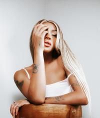 São Amores (part. Taty Girl)