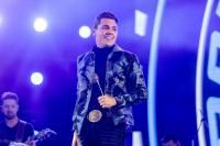 Natoralmente (Na Tora) (part. Grupo Menos É Mais)