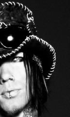 Sixx AM
