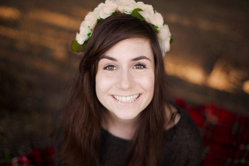 Dodie Clark, Thomas Sanders Wiki