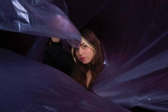 VANILLA SHELL (TRADUÇÃO) - Molina - LETRAS.MUS.BR