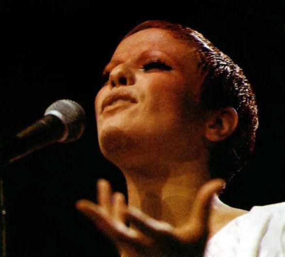 Cabaré - Elis Regina - Cifra Club