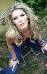 Jennifer Paige