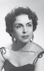Esther Borja