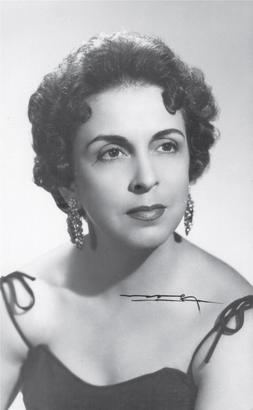 Esther Borja
