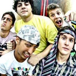 Foto de All Crash Down