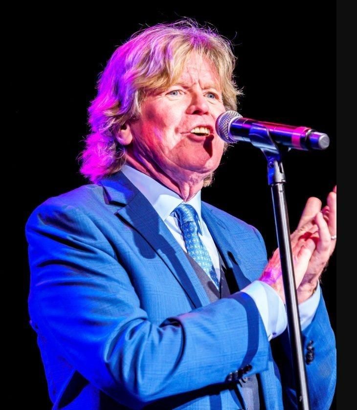 Patsy Noone Peter Noone fotos (7 fotos) - LETRAS.COM