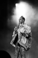 Part II (On The Run) (feat. JAY-Z)