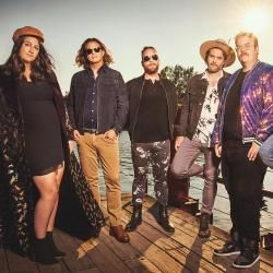 Foto de The Strumbellas