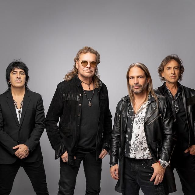 RAYANDO EL SOL (Lyrics in English) - Maná