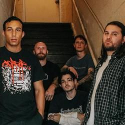 Foto de Foreign Hands