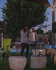 90.5 FM