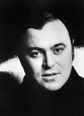 Luciano Pavarotti