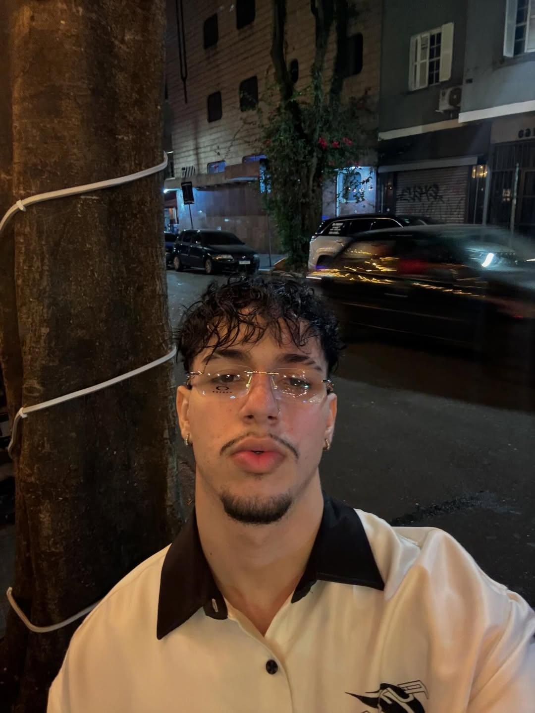 DAVVZ