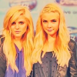 Photo of Destinee & Paris