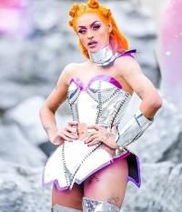 Caliente (part. Lali)