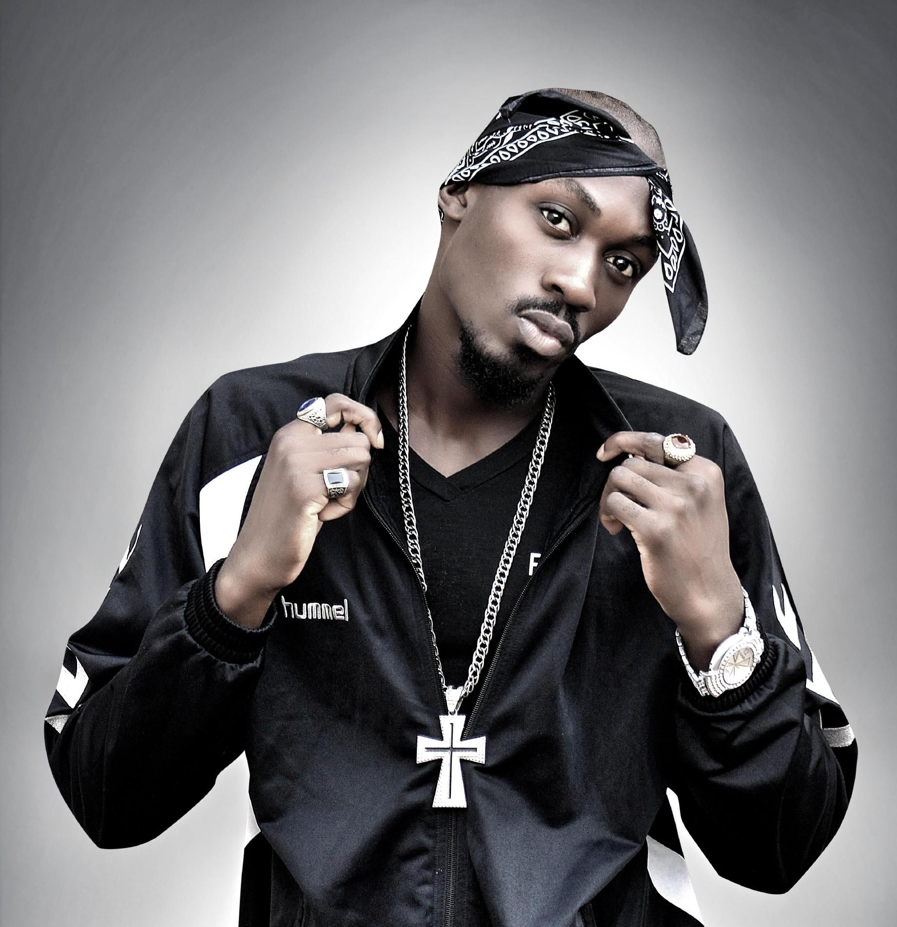 MC Ngola