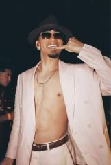 S I T E G U S T A N L A S G A T A S