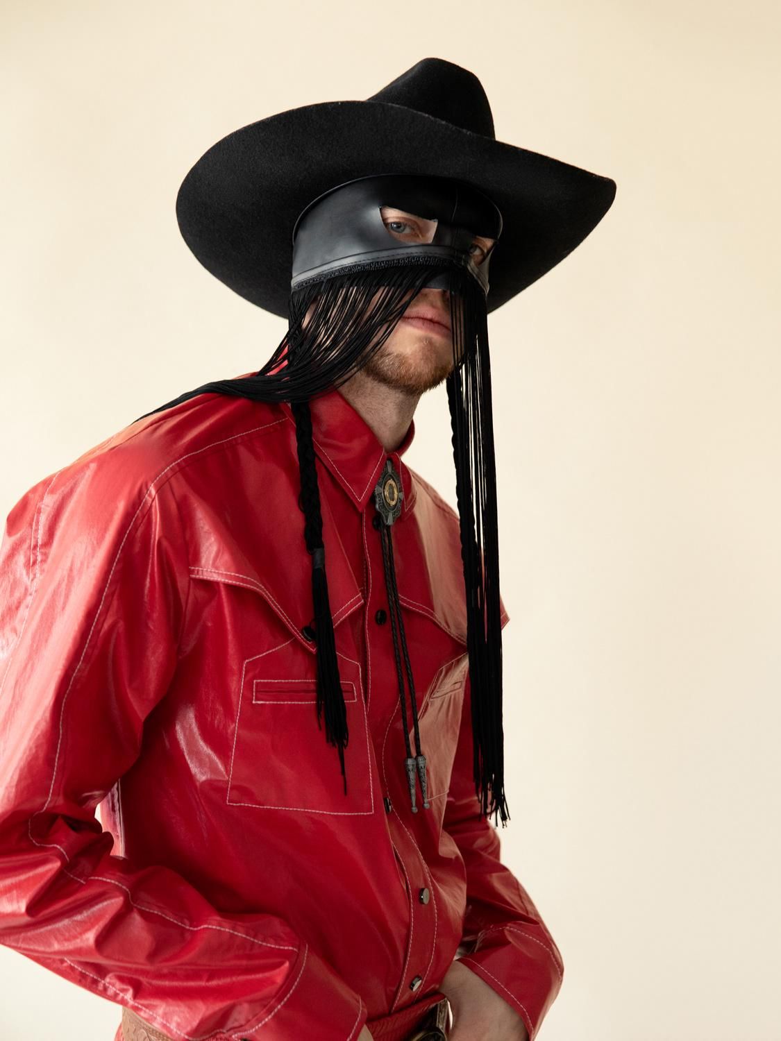 BRONCO - Orville Peck - LETRAS.COM