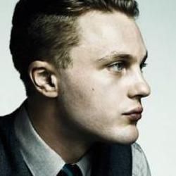 Photo of Michael Pitt