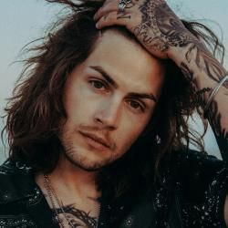 Foto de Dillon James