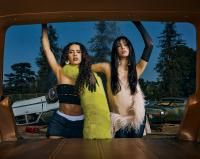 Gabriela (remix) (feat. Young Miko)