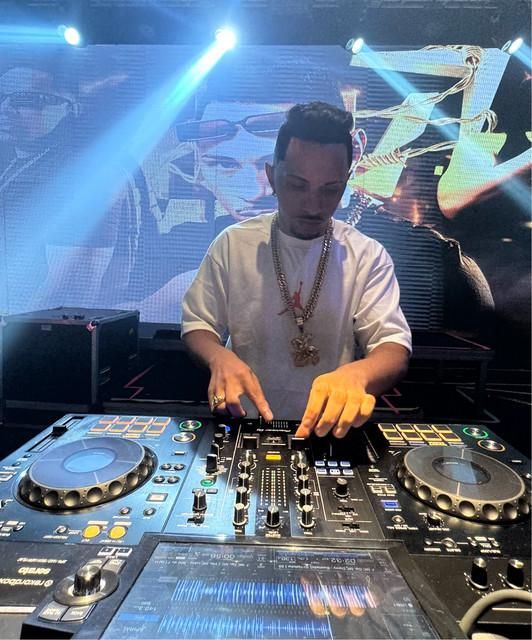 Kit Salve da Quebrada (part. DJ Helinho)