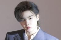 Strange (이상하지 않은가) (feat. RM)