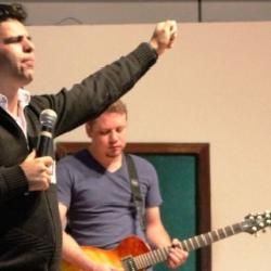 Foto de Diante da Promessa