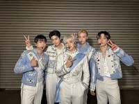 You Smile (니가 웃잖아)