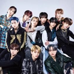 Foto de INI (Japão)