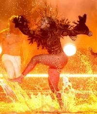 Kitty Kat (Homecoming Live)