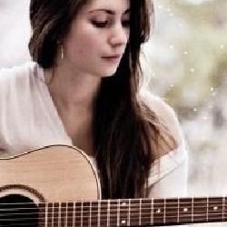 Photo of Jessica Allossery