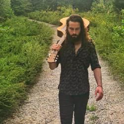 Foto de Avi Kaplan