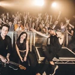 Foto de Against The Current