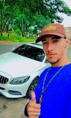 MC Leone
