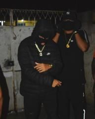 NA PISTA OU NO MORRO