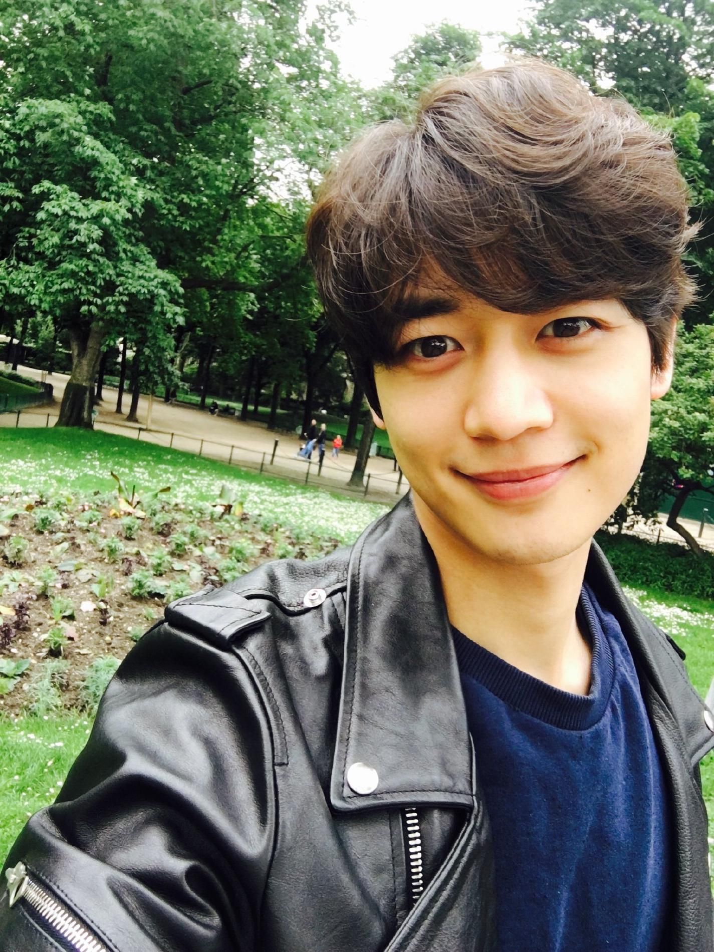 MINHO (SHINee)